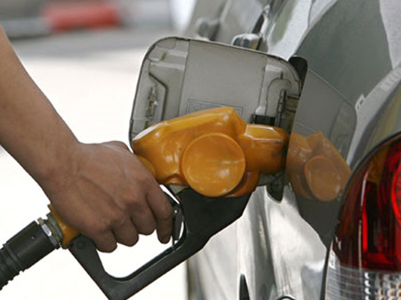 Using petrol with a lower octane rating than that recommended by the manufacturer...