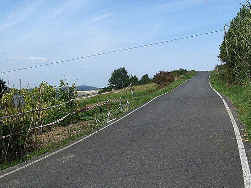 On a very steep and narrow road where two vehicles cannot pass, which vehicle should give way?
